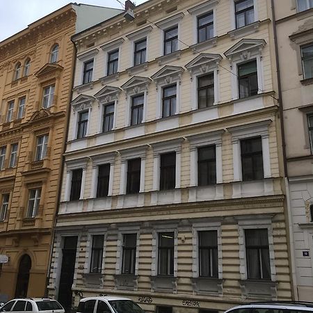 Hostel Emma Prague Ngoại thất bức ảnh