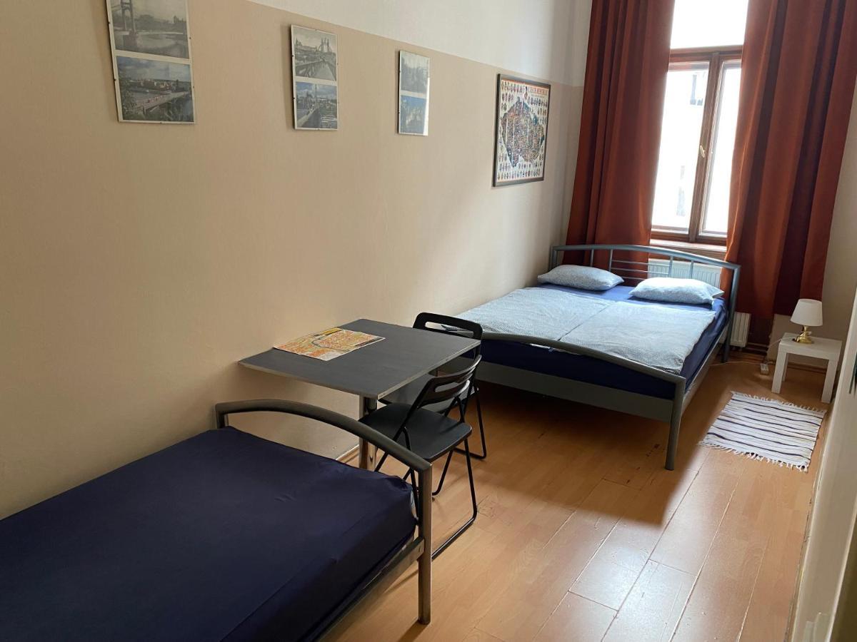 Hostel Emma Prague Ngoại thất bức ảnh