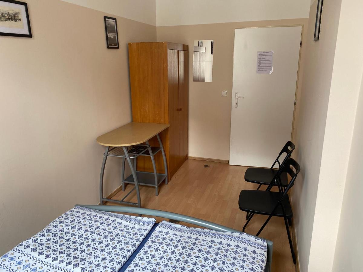 Hostel Emma Prague Ngoại thất bức ảnh