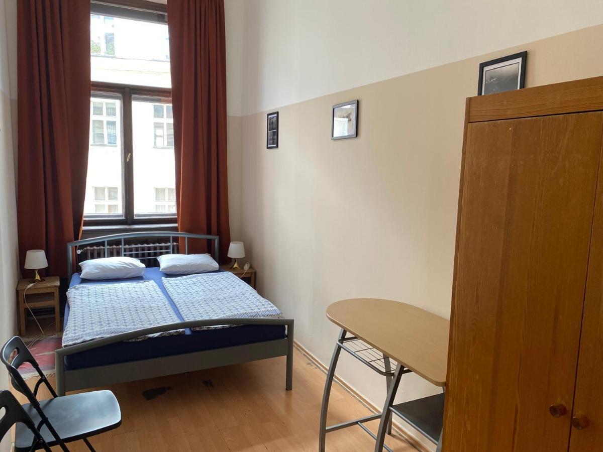 Hostel Emma Prague Ngoại thất bức ảnh