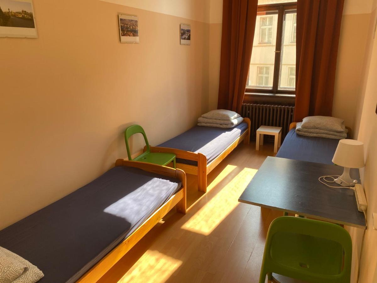 Hostel Emma Prague Ngoại thất bức ảnh